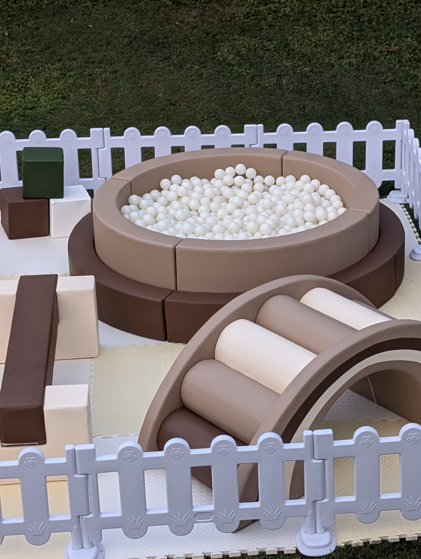 Cream Set